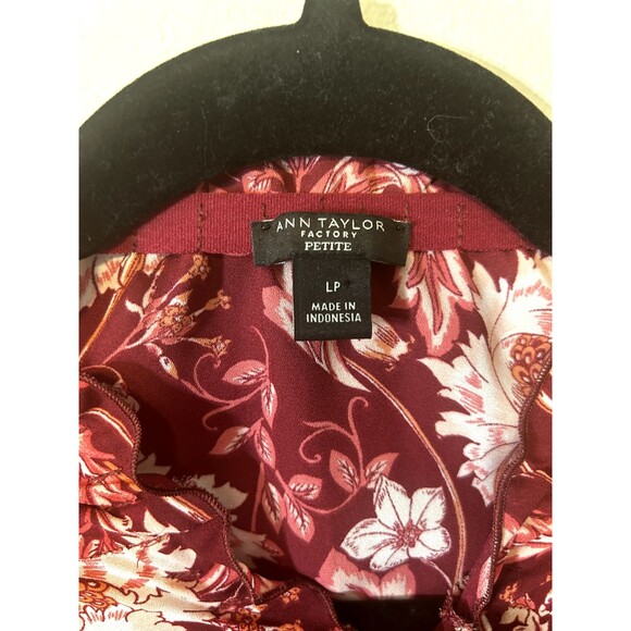 Ann Taylor Women's Petite LP Tank Top Red & Pink Floral (Pre-Loved) - Picture 3 of 8